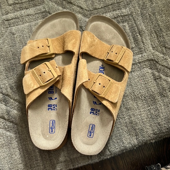 Arizona latte cream Birkenstocks - Picture 1 of 3